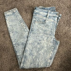 American Eagle Next Level Stretch Jeans Regular Waist. US 6